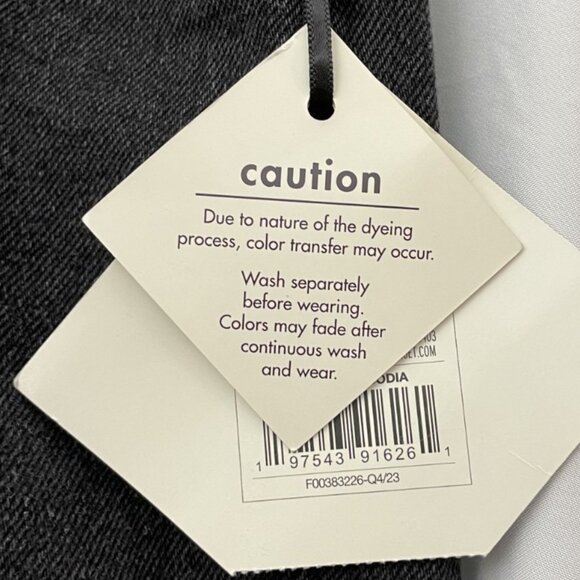 Ava & Viv Women's Plus Size 24 Black Denim 6" High Rise Shorts NWT - Picture 4 of 13